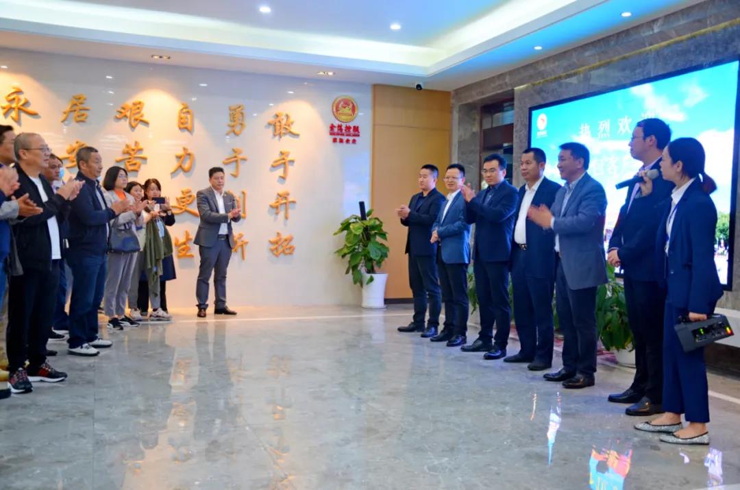 南京金陵金箔集團(tuán),金箔包裝，煙草包裝、食品包裝、藥品包裝、社會(huì)包裝、工業(yè)包裝