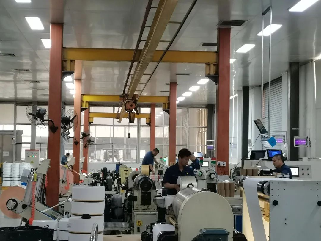 南京金陵金箔集團,金箔包裝，煙草包裝、食品包裝、藥品包裝、社會包裝、工業(yè)包裝