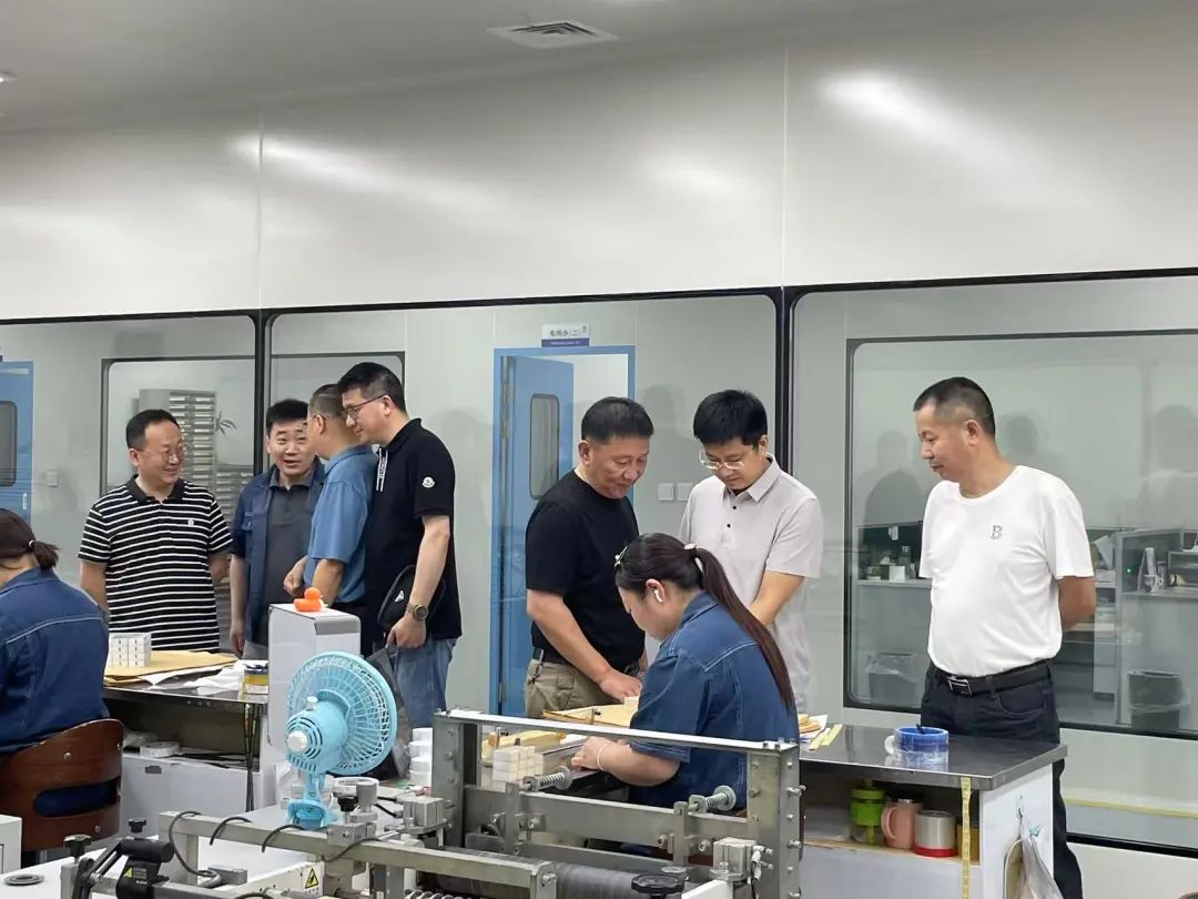 南京金陵金箔集團,金箔包裝，煙草包裝、食品包裝、藥品包裝、社會包裝、工業(yè)包裝