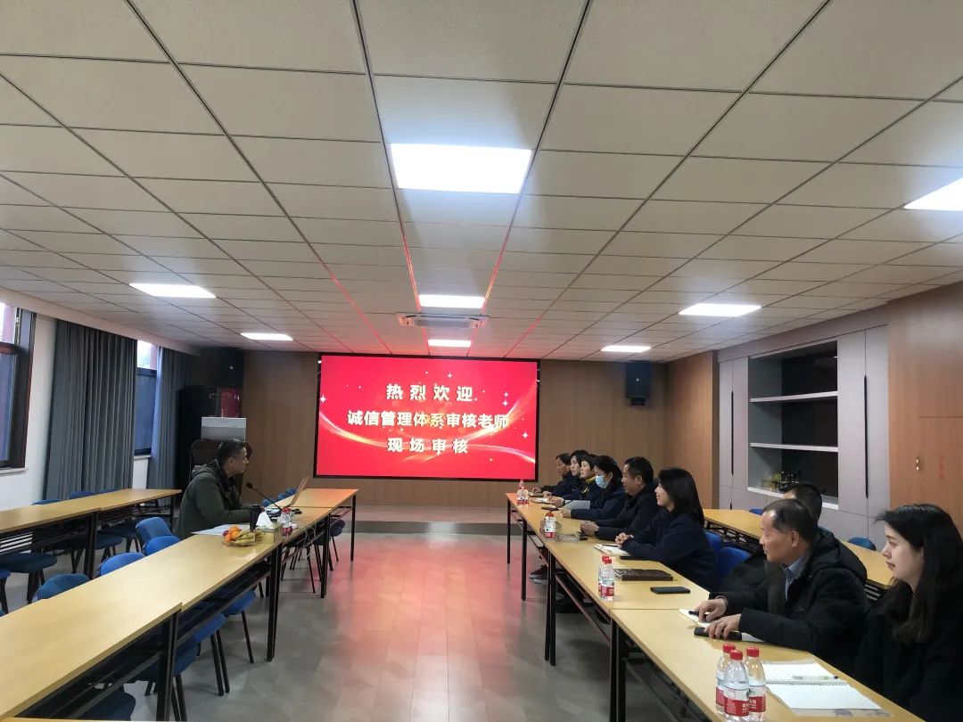 南京金陵金箔集團(tuán),金箔包裝，煙草包裝、食品包裝、藥品包裝、社會(huì)包裝、工業(yè)包裝