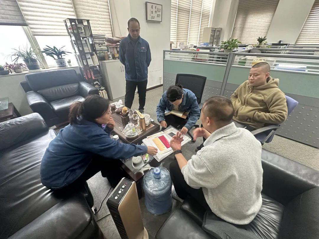 南京金陵金箔集團(tuán),金箔包裝，煙草包裝、食品包裝、藥品包裝、社會(huì)包裝、工業(yè)包裝